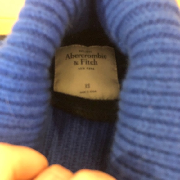 black and blue stripe sweater - Picture 2 of 2